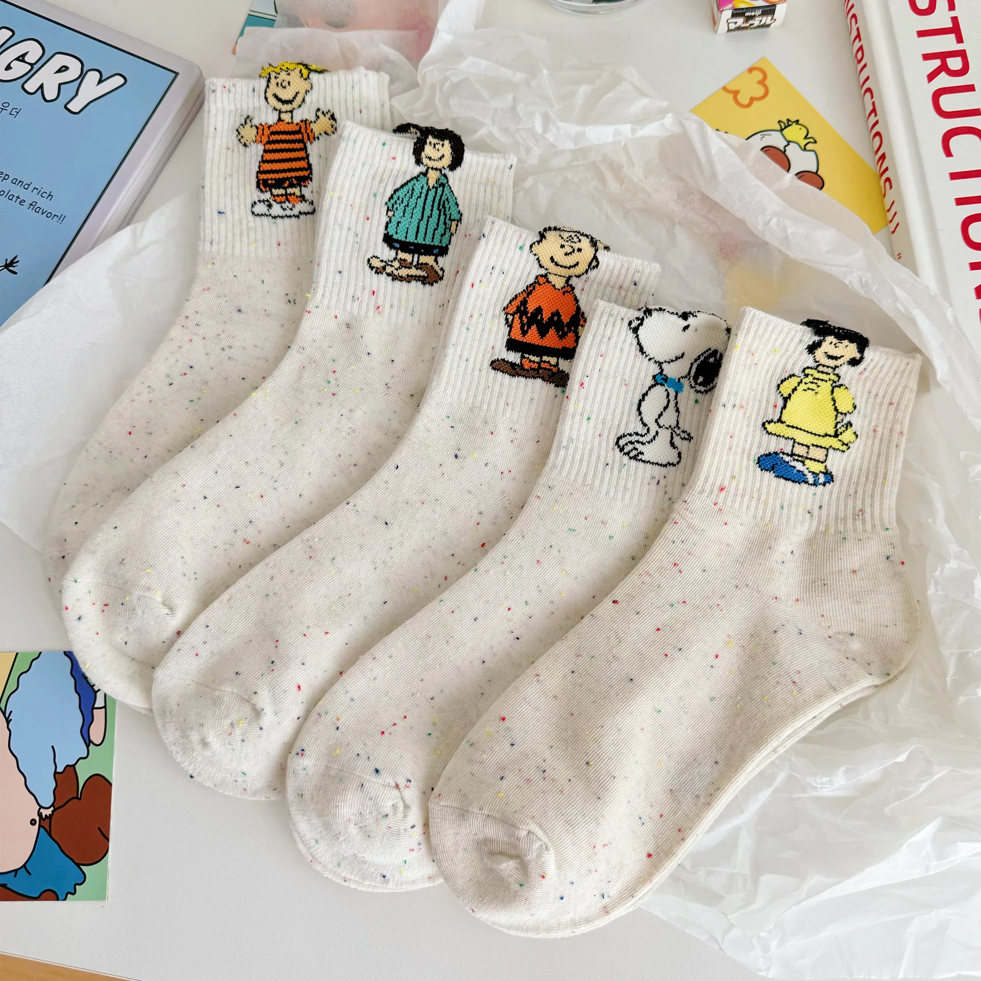 5Pcs Cartoon Kawaii Snoopy Charlie Brown Long Winter Socks Cotton Socks Couple Fashion Cute Girl Christmas Gift For Girlfriend 2