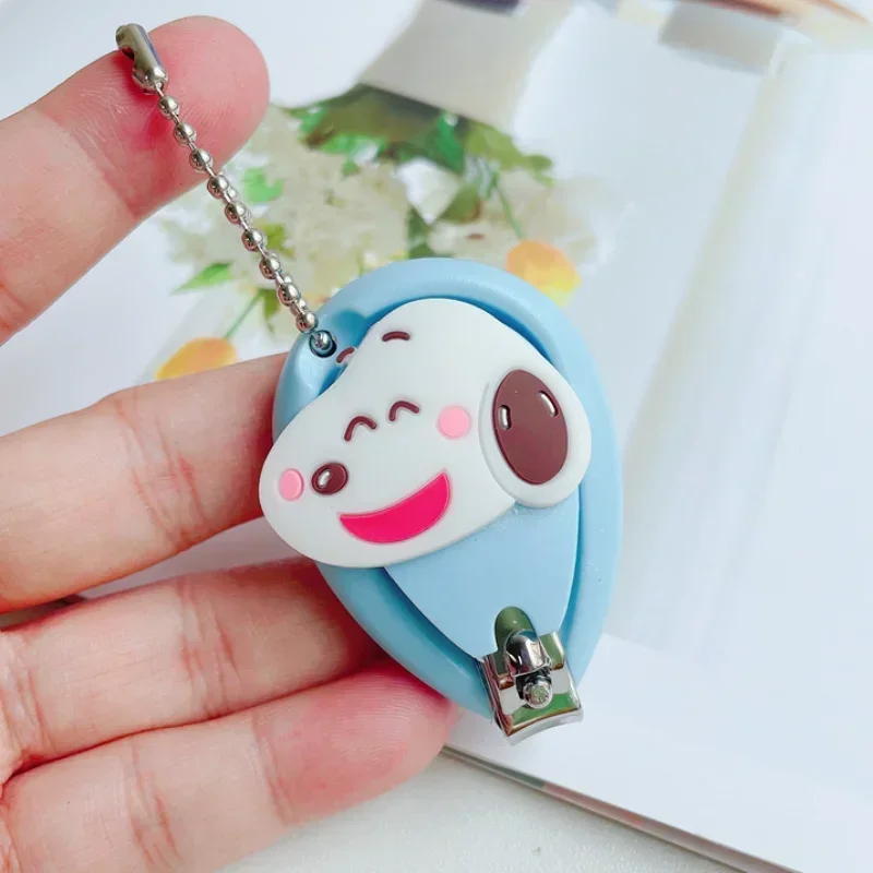 Snoopy Nail Clippers Colorful Stainless Steel Two Sizes Are Available Manicure Fingernail Cutter Children Toenail Scissors Tools 2